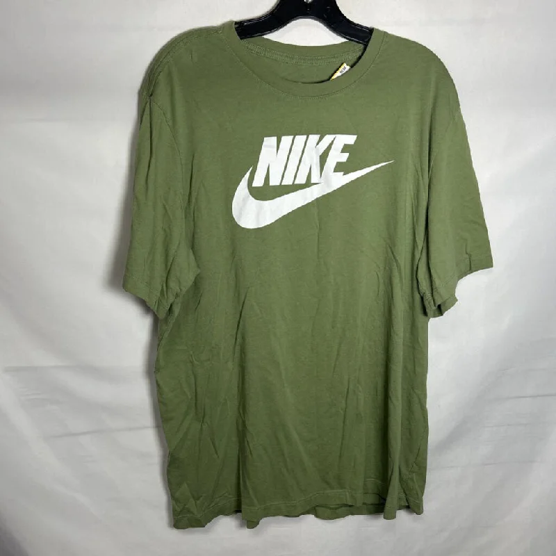 NIKE MEN'S SHIRTS XL