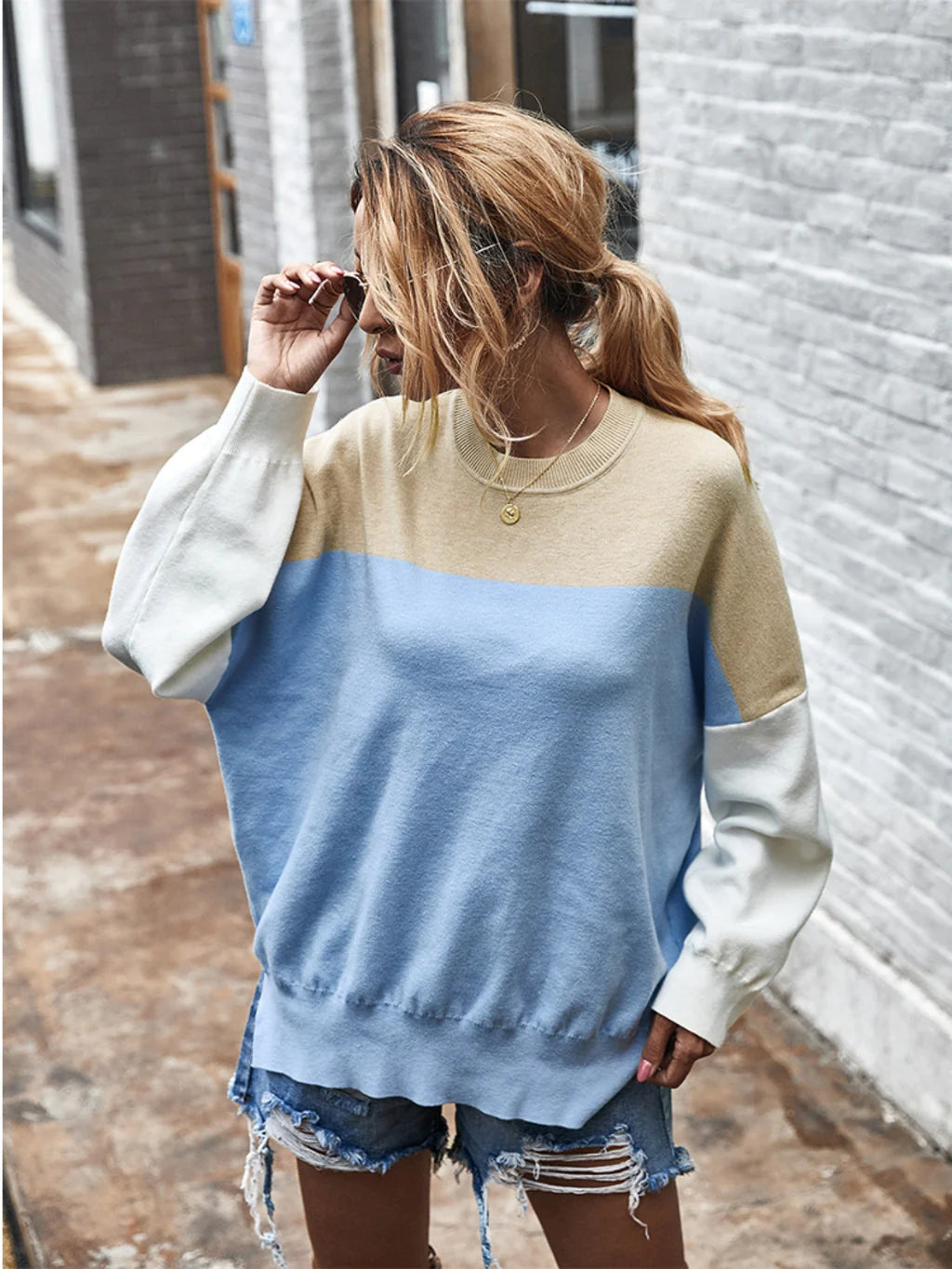 CLASSY CONTRASTING COLOR SWEATER TOP