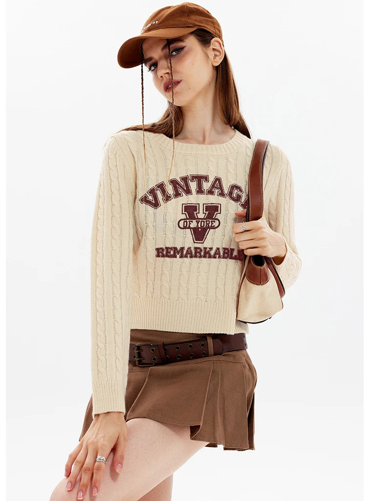 Twist Retro Letters Short Sweater