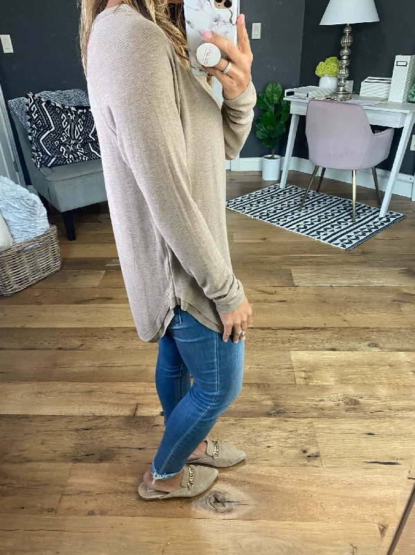 Above All Else Lightweight Longsleeve Sweater With Scoop Hem Detail - Multiple Options