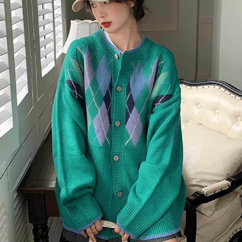 Women's Kawaii Double Color Diamond Knitted Cardigan